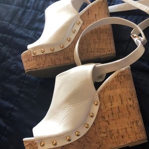 White wedges